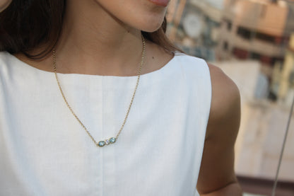 Bow's Necklace